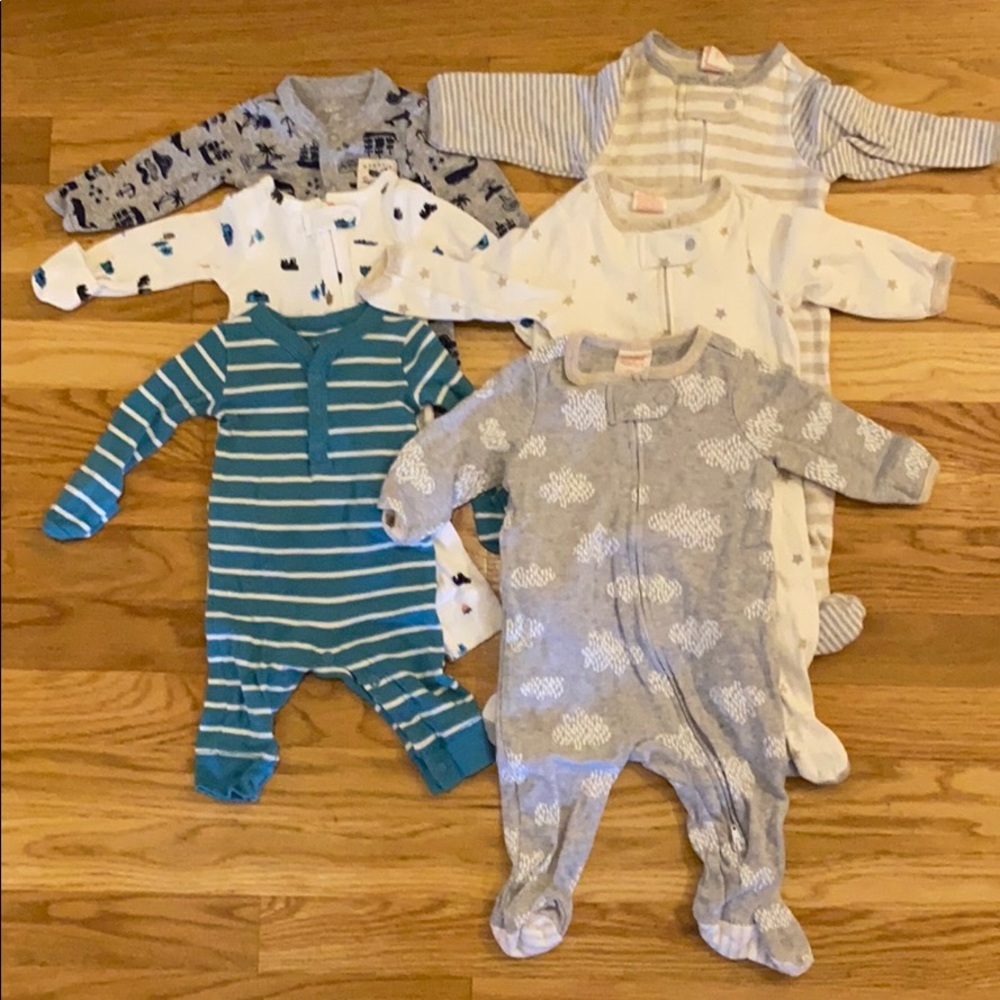6 onesie sets for newborns and 0-3 months